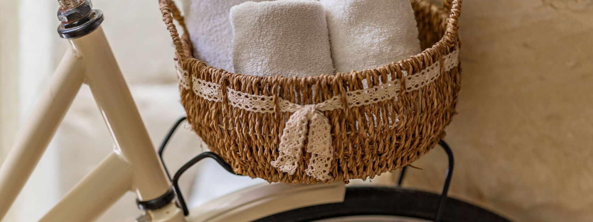 Corte Dei Granai Raro Rooms Collection - Odisseo - Romantic Room - Borgo Bianco