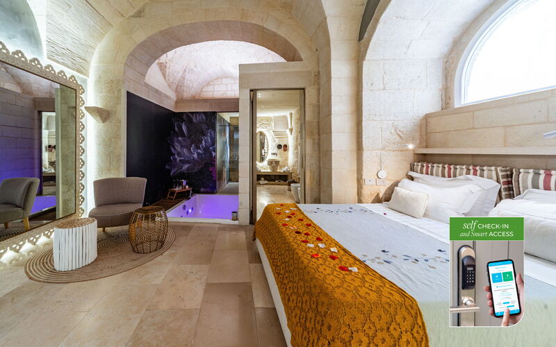 Maiorca Deluxe Room with Bath Tub - Borgo Bianco