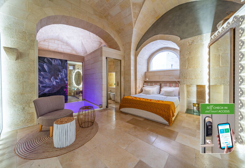 Corte Dei Granai Raro Rooms Collection - Maiorca Deluxe Room with Bath Tub - Borgo Bianco