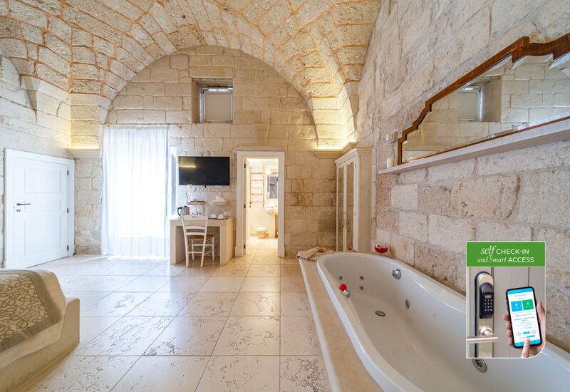 Corte Dei Granai Raro Rooms Collection - Senatore Cappelli - Deluxe Room With Bath Tub - Corte Dei Granai