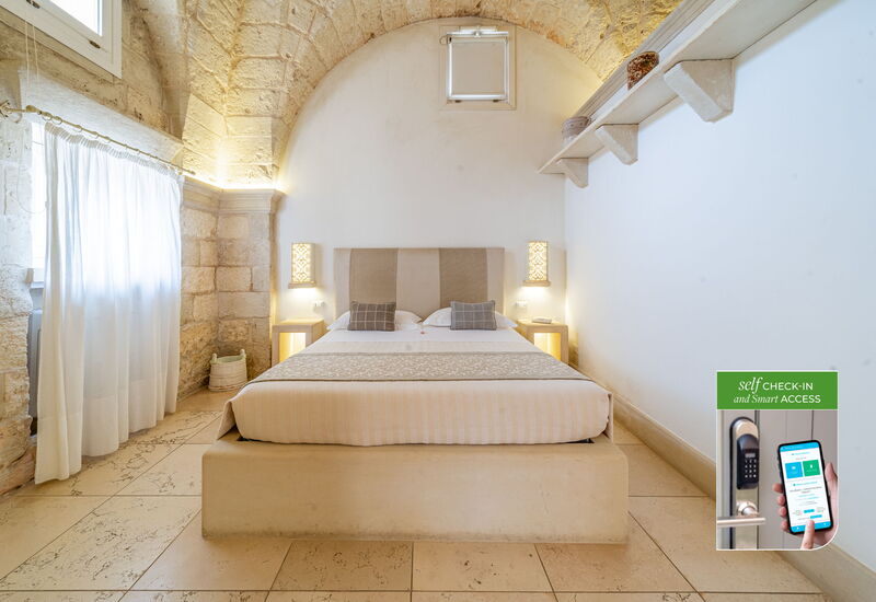 Corte Dei Granai Raro Rooms Collection - Carlottina Bianca - Romantic Room - Corte Dei Granai