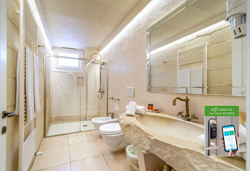 Corte Dei Granai Raro Rooms Collection - Carlottina Rossa - Romantic Room - Corte Dei Granai