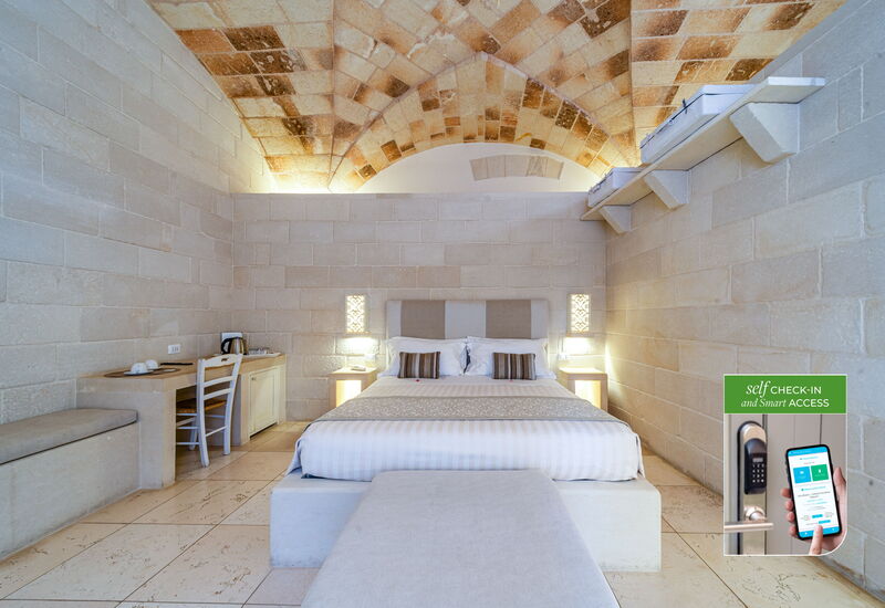 Corte Dei Granai Raro Rooms Collection - Carlottina Rossa - Romantic Room - Corte Dei Granai